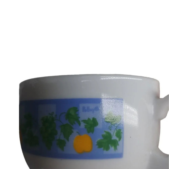 Vintage Arcopal Milk Glass Coffee/Tea Cups designed Marc Palluy Primeur Set of 4 - Picture 11 of 12